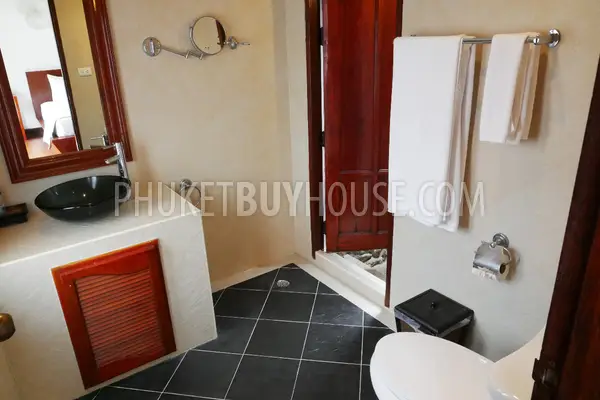 PAT7099: Glorious Villa with 5 bedrooms in Patong. Photo #25