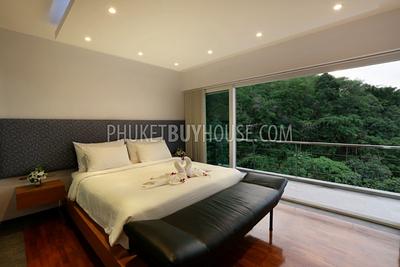 SUR7100: Elegant 9-Bedroom Villa in Surin Area. Photo #3