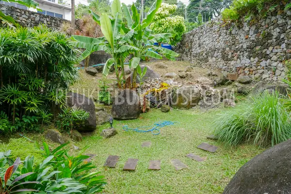PAT7099: Glorious Villa with 5 bedrooms in Patong. Photo #32