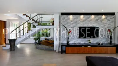 SUR7100: Elegant 9-Bedroom Villa in Surin Area. Photo #26