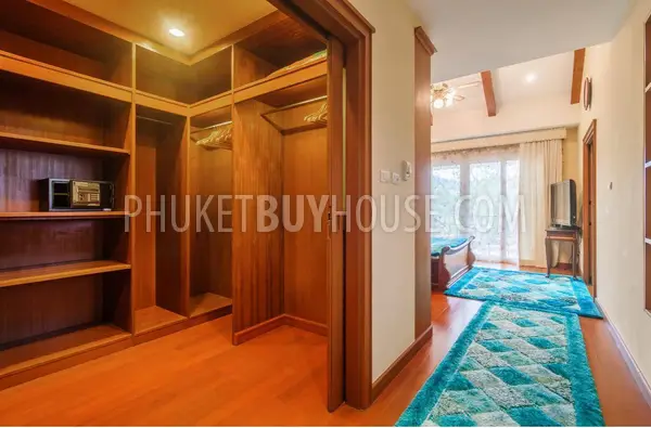 LAG22696: Elegant 4-Bedroom Villa with Private Pool in Laguna. 照片 #26