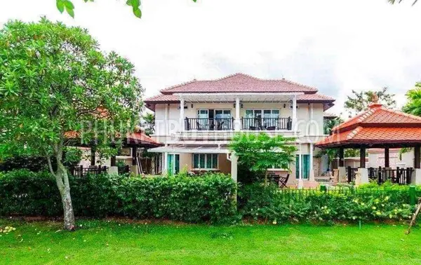 LAG22696: Elegant 4-Bedroom Villa with Private Pool in Laguna. 照片 #33