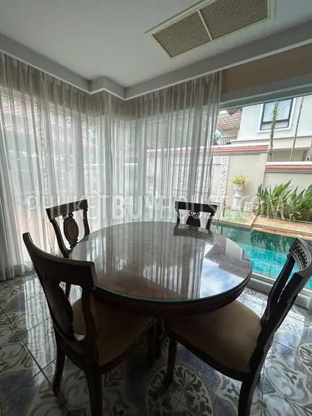 LAG22696: Elegant 4-Bedroom Villa with Private Pool in Laguna. 照片 #46