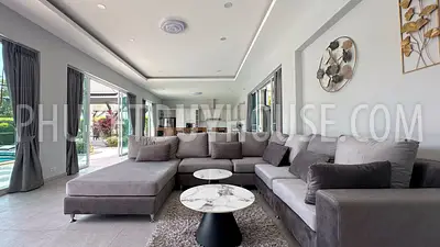 CHE22721: 3-Bedroom Pool Villa on 1,145 m² Land Plot in Cherngtalay. Photo #2