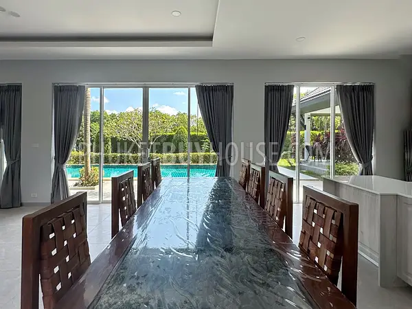 CHE22721: 3-Bedroom Pool Villa on 1,145 m² Land Plot in Cherngtalay. Photo #20