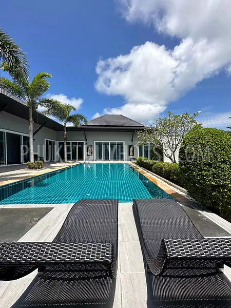 CHE22721: 3-Bedroom Pool Villa on 1,145 m² Land Plot in Cherngtalay. Photo #34