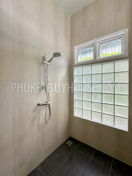 CHE22721: 3-Bedroom Pool Villa on 1,145 m² Land Plot in Cherngtalay. Photo #39