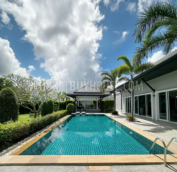 CHE22721: 3-Bedroom Pool Villa on 1,145 m² Land Plot in Cherngtalay. Photo #10