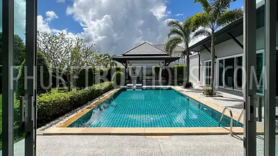 CHE22721: 3-Bedroom Pool Villa on 1,145 m² Land Plot in Cherngtalay. Photo #1