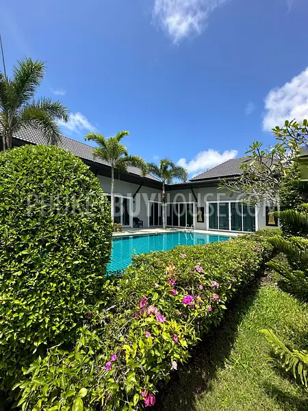 CHE22721: 3-Bedroom Pool Villa on 1,145 m² Land Plot in Cherngtalay. Photo #53