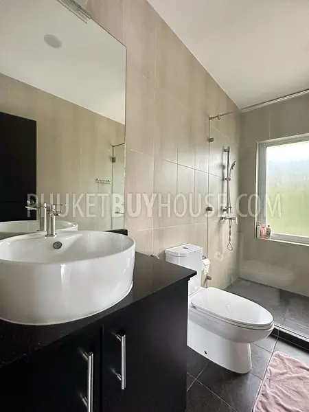 CHE22721: 3-Bedroom Pool Villa on 1,145 m² Land Plot in Cherngtalay. Photo #25