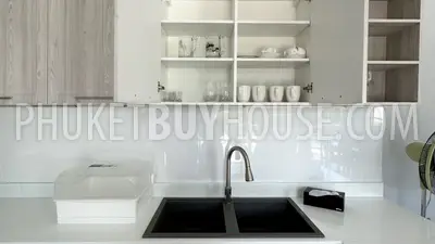 CHE22721: 3-Bedroom Pool Villa on 1,145 m² Land Plot in Cherngtalay. Photo #48