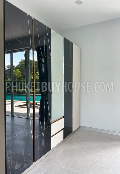 CHE22721: 3-Bedroom Pool Villa on 1,145 m² Land Plot in Cherngtalay. Photo #52