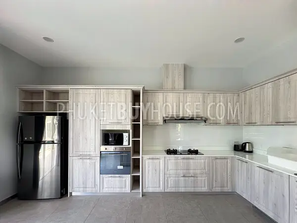 CHE22721: 3-Bedroom Pool Villa on 1,145 m² Land Plot in Cherngtalay. Photo #3