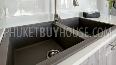 CHE22721: 3-Bedroom Pool Villa on 1,145 m² Land Plot in Cherngtalay. Photo #17