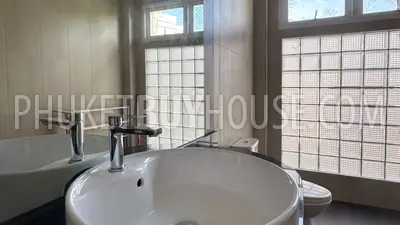 CHE22721: 3-Bedroom Pool Villa on 1,145 m² Land Plot in Cherngtalay. Photo #35