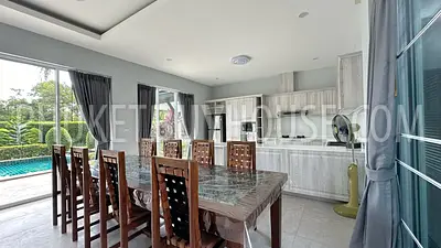 CHE22721: 3-Bedroom Pool Villa on 1,145 m² Land Plot in Cherngtalay. Photo #4