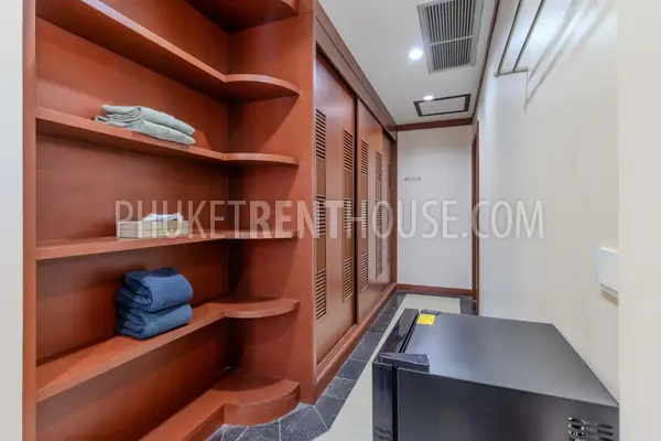 RAW22728: Exclusive 6-bedroom Luxury Lakefront Villa close to Nai Harn beach, Phuket. Photo #47