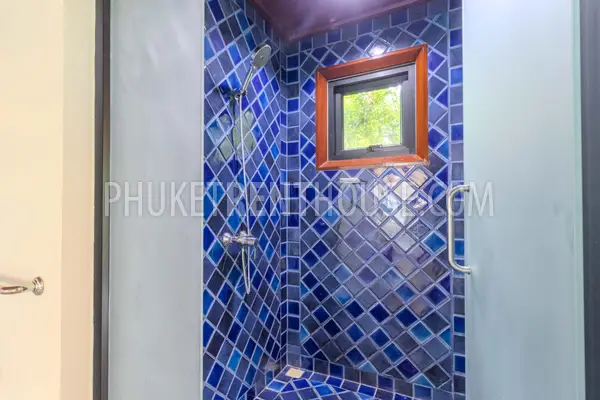 RAW22728: Exclusive 6-bedroom Luxury Lakefront Villa close to Nai Harn beach, Phuket. Photo #39