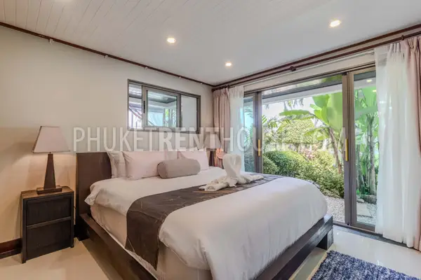 RAW22728: Exclusive 6-bedroom Luxury Lakefront Villa close to Nai Harn beach, Phuket. Photo #45