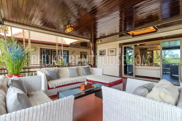 RAW22728: Exclusive 6-bedroom Luxury Lakefront Villa close to Nai Harn beach, Phuket. Photo #49