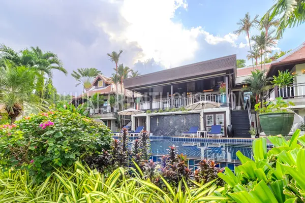 RAW22728: Exclusive 6-bedroom Luxury Lakefront Villa close to Nai Harn beach, Phuket. Photo #67