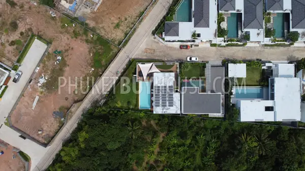 CHE22729: 4-Bedroom Pool Villa with Gym, Games Room & Solar Energy, Cherngtalay. Photo #4