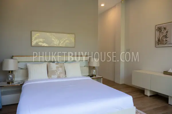 CHE22729: 4-Bedroom Pool Villa with Gym, Games Room & Solar Energy, Cherngtalay. Photo #18