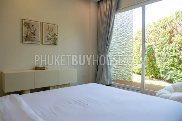CHE22729: 4-Bedroom Pool Villa with Gym, Games Room & Solar Energy, Cherngtalay. Photo #20