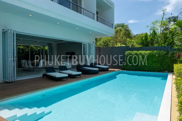CHE22729: 4-Bedroom Pool Villa with Gym, Games Room & Solar Energy, Cherngtalay. Photo #32