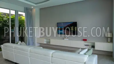 CHE22729: 4-Bedroom Pool Villa with Gym, Games Room & Solar Energy, Cherngtalay. Photo #15
