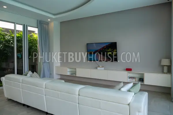 CHE22729: 4-Bedroom Pool Villa with Gym, Games Room & Solar Energy, Cherngtalay. Photo #15