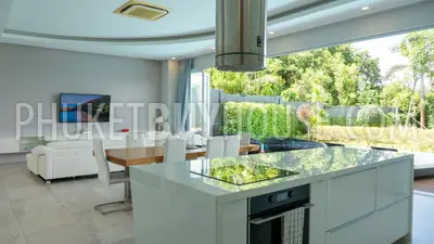 CHE22729: 4-Bedroom Pool Villa with Gym, Games Room & Solar Energy, Cherngtalay. Photo #8