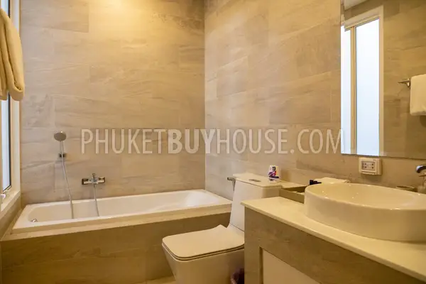 CHE22729: 4-Bedroom Pool Villa with Gym, Games Room & Solar Energy, Cherngtalay. Photo #28