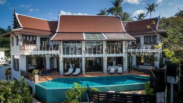 PAT8216: Superior 5 Bedroom Villa in Patong. Photo #3