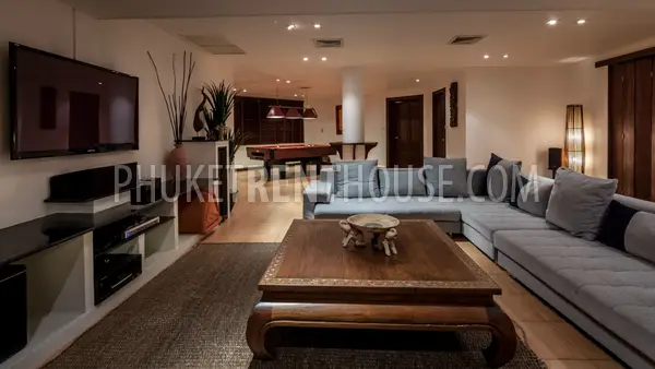 PAT8216: Superior 5 Bedroom Villa in Patong. Photo #2