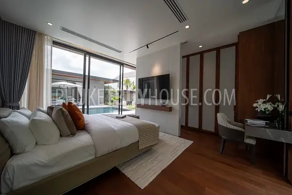 CHA22736: Airy 4-Bedroom Villa with Private Pool and Seamless Indoor-Outdoor Living in Chalong. Photo #14