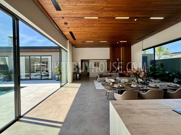 CHA22736: Airy 4-Bedroom Villa with Private Pool and Seamless Indoor-Outdoor Living in Chalong. Photo #6