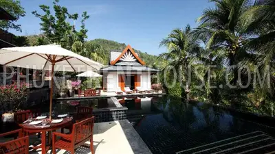 KAM8267: 7 Bedroom Villa on Naka hill. Photo #7