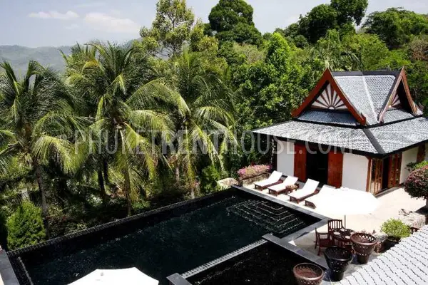 KAM8267: 7 Bedroom Villa on Naka hill. Photo #9
