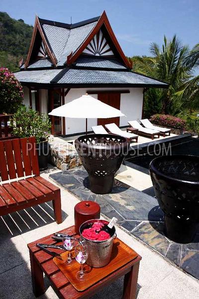 KAM8267: 7 Bedroom Villa on Naka hill. 照片 #10