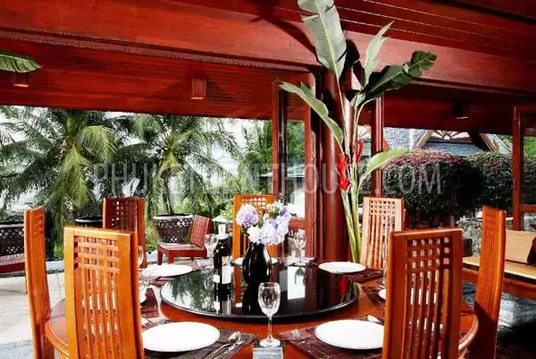 KAM8267: 7 Bedroom Villa on Naka hill. Photo #17