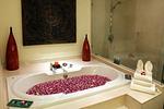 BAN8285: Super-Luxurious 6-Bedroom Beachfront Villa on Bang Tao Beach. Thumbnail #21