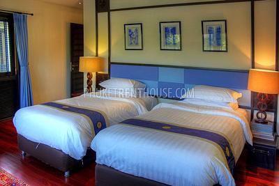 BAN8285: Super-Luxurious 6-Bedroom Beachfront Villa on Bang Tao Beach. Photo #28