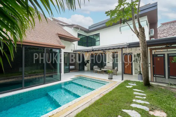 BAN4338: Renovated Eco-Smart Family Villa with Extra Space and Modern Comfort in Bang Tao. Photo #1