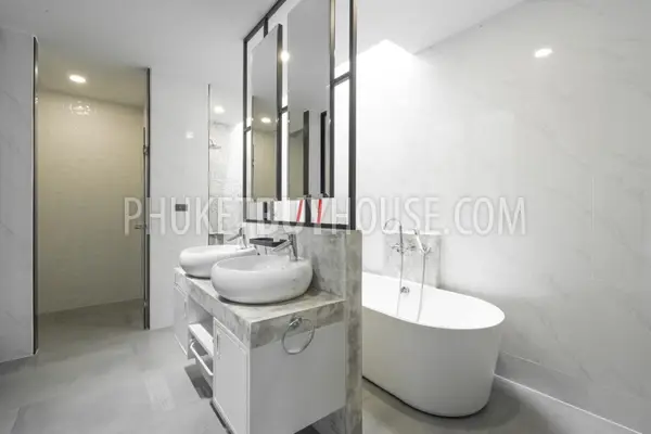 BAN4338: Renovated Eco-Smart Family Villa with Extra Space and Modern Comfort  in Bang Tao. Photo #14
