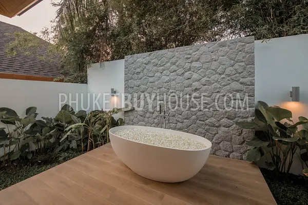 BAN22748: 3 Bedroom Pool Villa Sanctuary with Spacious Plot in Prestigious Bang Tao. Photo #18