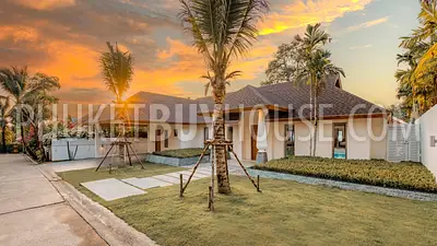 BAN22748: 3 Bedroom Pool Villa Sanctuary with Spacious Plot in Prestigious Bang Tao. Fotoğraf #35