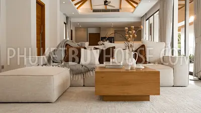 BAN22748: 3 Bedroom Pool Villa Sanctuary with Spacious Plot in Prestigious Bang Tao. Fotoğraf #6