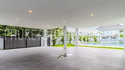 RAW22528:  4-Bedroom Villa with Private Pool and Guest House in Rawai. Photo #7